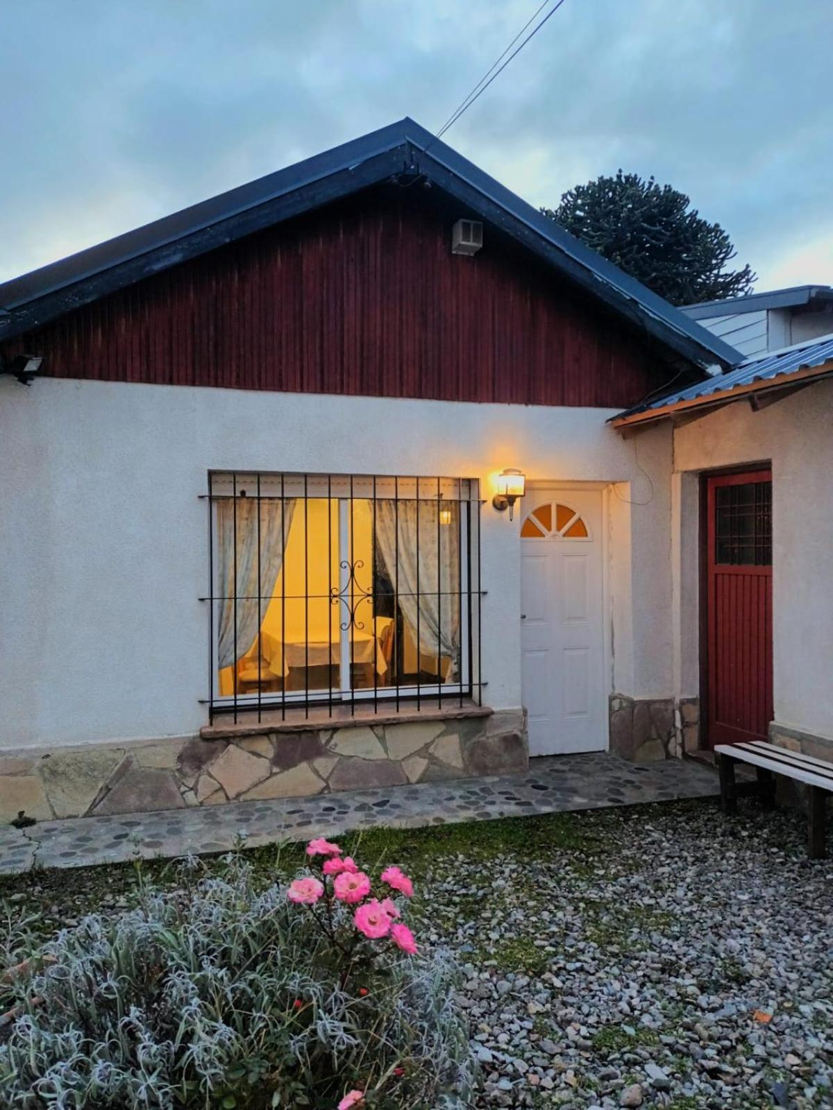 Vila Casa Centro Bariloche Exteriér fotografie